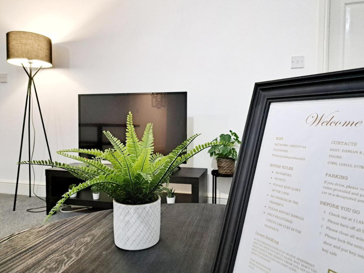 Stylish 2 Bed Apartment With Free Parking, Wifi Colchester Luaran gambar