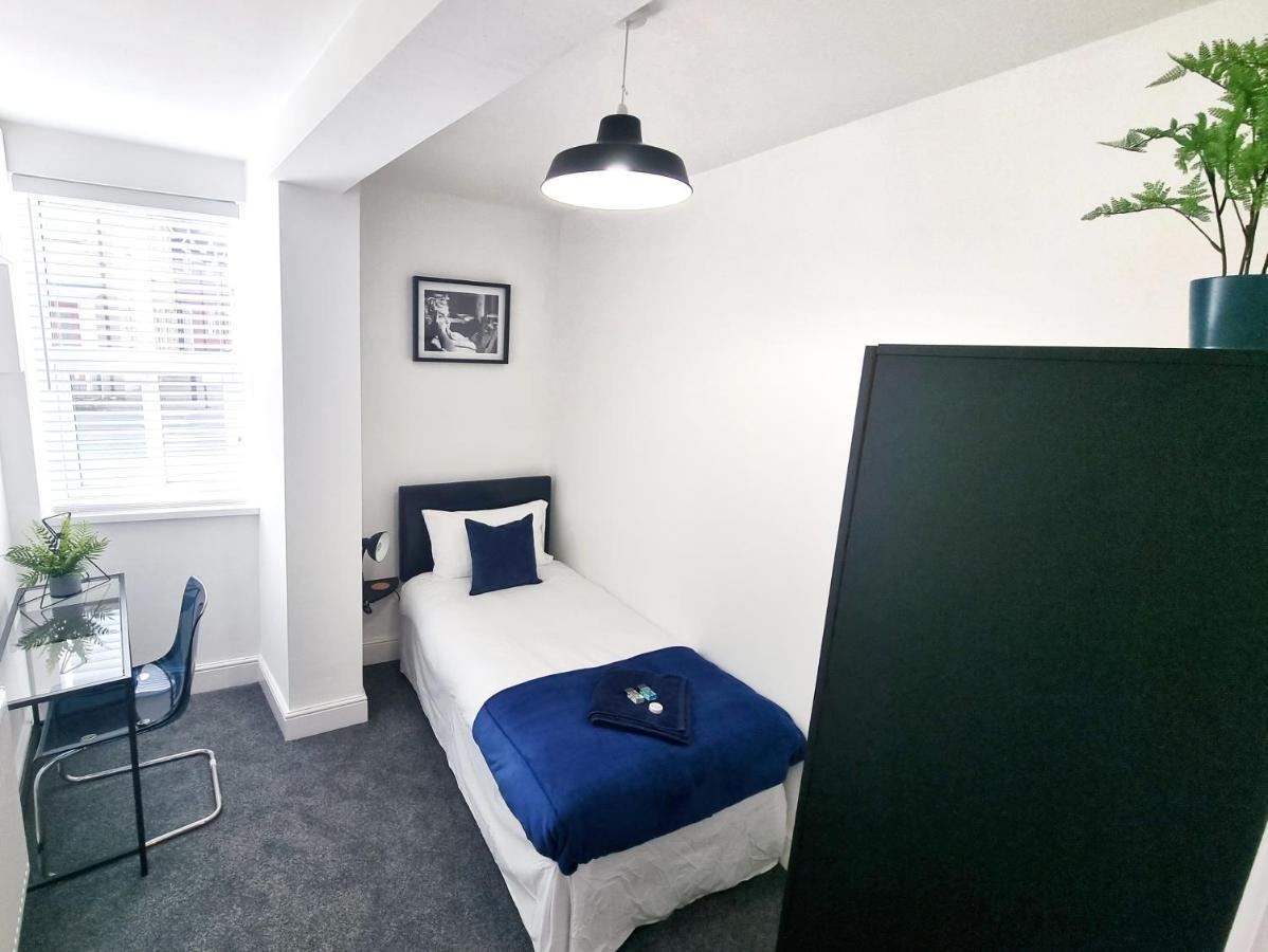 Stylish 2 Bed Apartment With Free Parking, Speed Wifi, Free Parking Colchester Luaran gambar